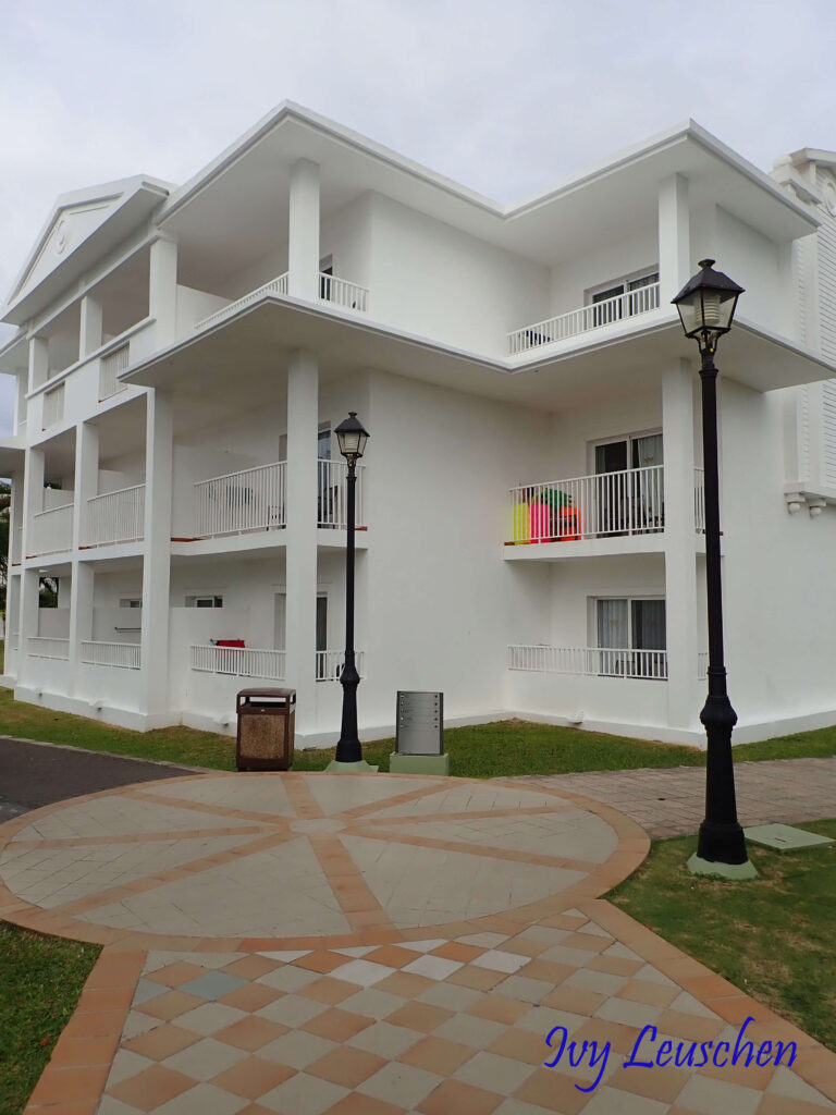Riu Negril Hotel rooms building